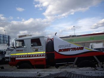 Grúas Bobbytrans emergencias con vehículos 8