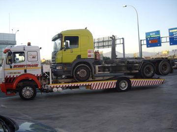Grúas Bobbytrans grúa con plataforma 7